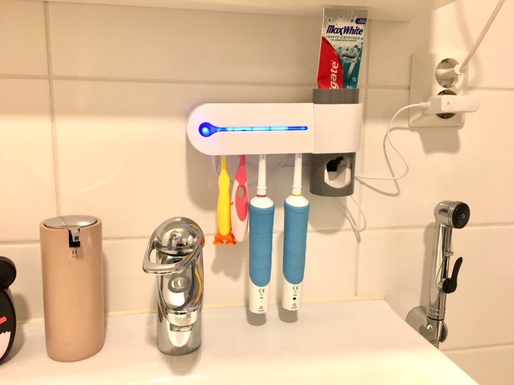 Toothbrush Holder With UV Sterilizer