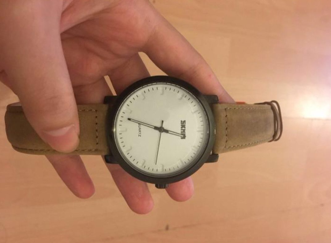 Men’s Brown Leather Quartz Watch