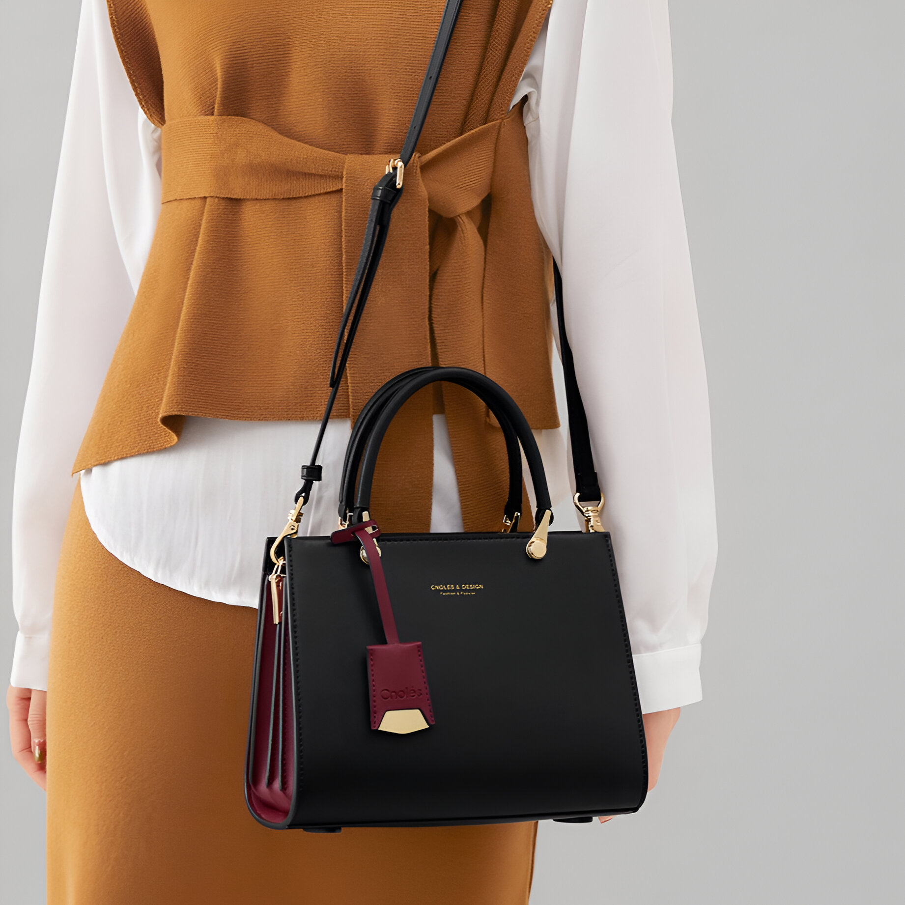 Large Women Handbag with Shoulder Strap - Image 8