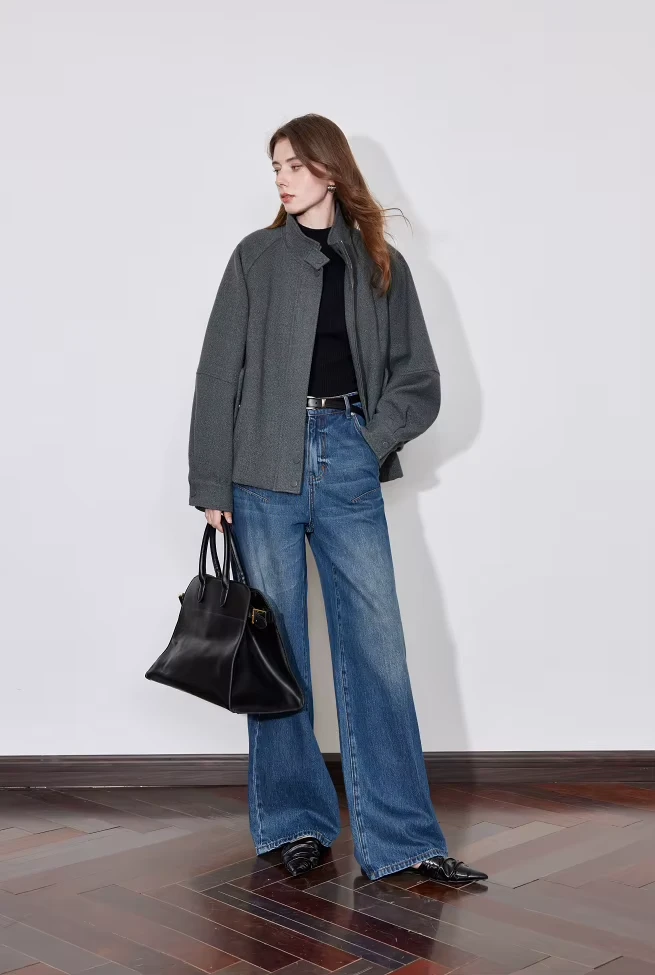 Women’s Lantern Sleeve Woolen Coat with Zipper Closure - Image 6