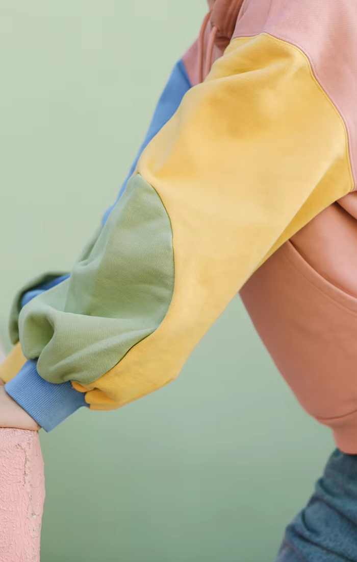 Color Block Hooded Pullover Sweatshirt - Image 7