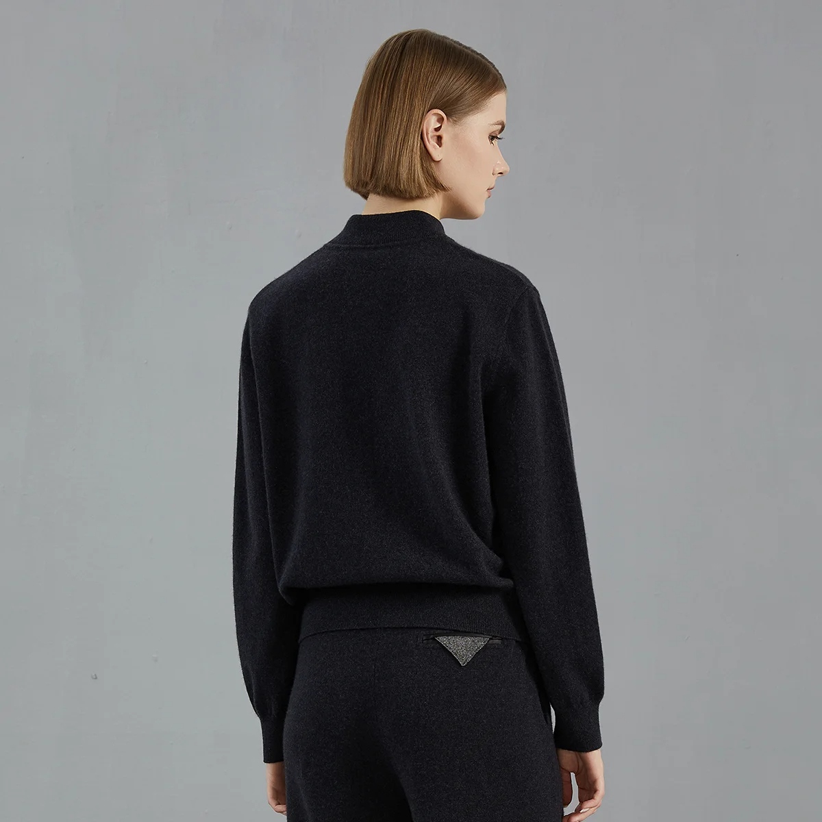 Luxurious 100% Cashmere Knit Women's Zip Cardigan Sweater - Image 6