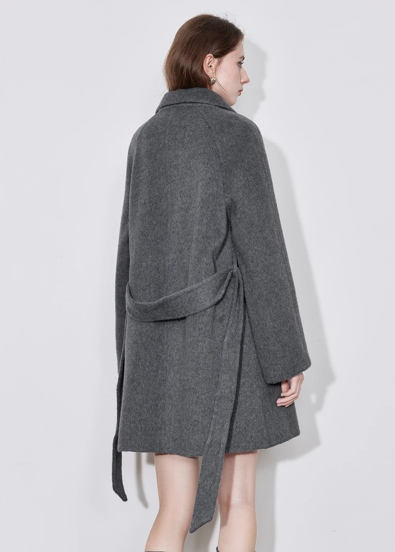 Elegant Double-Breasted Wool Coat for Women - Image 4