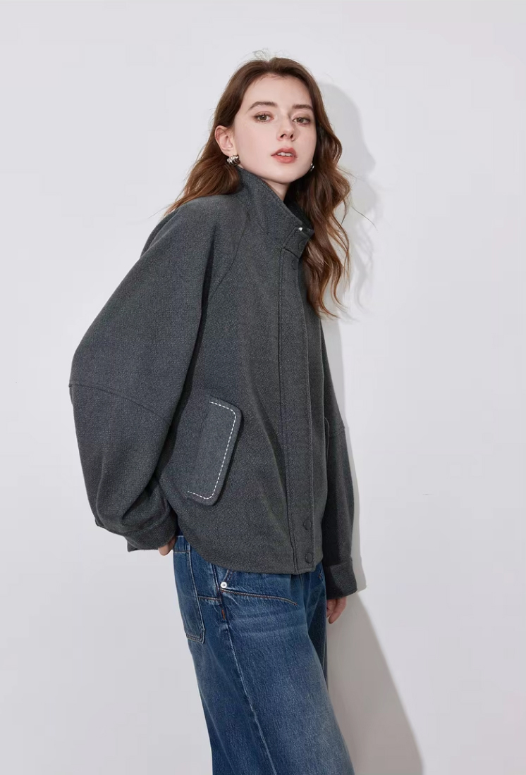 Women’s Lantern Sleeve Woolen Coat with Zipper Closure - Image 3