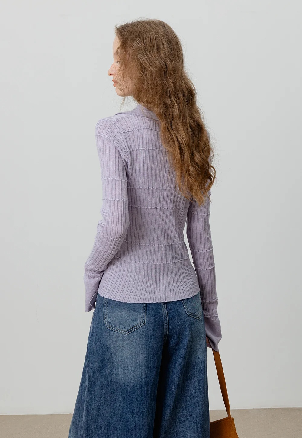 V-Neck Knit Flare Sleeve Slim Fit Long Sleeve Top for Women - Image 8