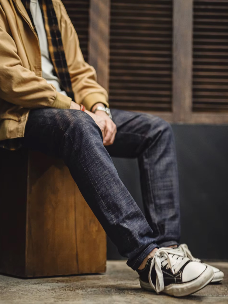 Heavyweight Selvedge Raw Denim Jeans - Image 3