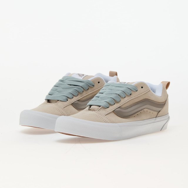 Vans Women's Leather Sneakers - Image 4