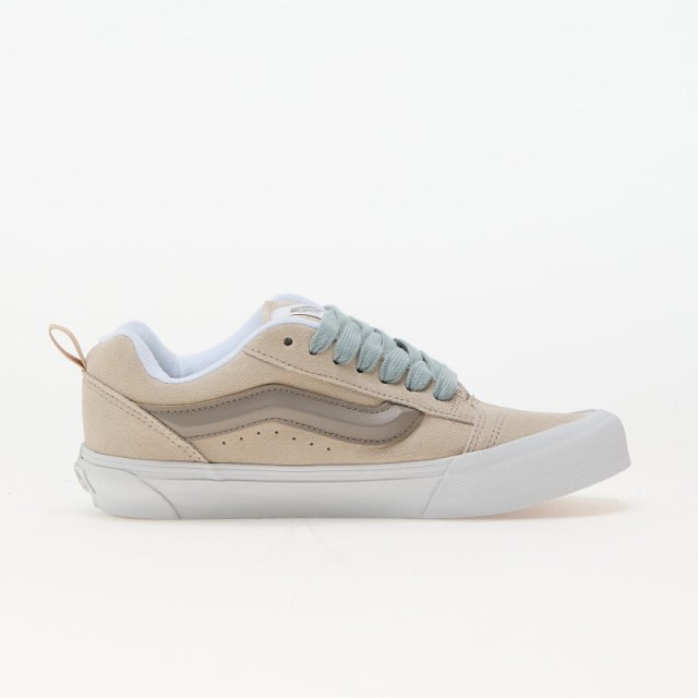 Vans Women's Leather Sneakers - Image 3