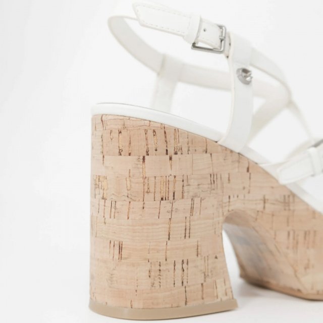 Guess Women's Beige Sandals with Platform and Block Heel - Image 6