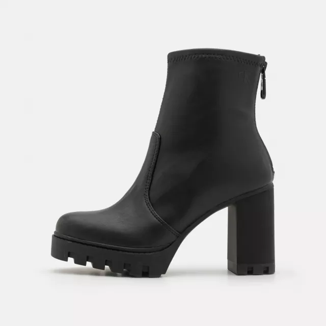 Calvin Klein Women's Black Boots - Image 3