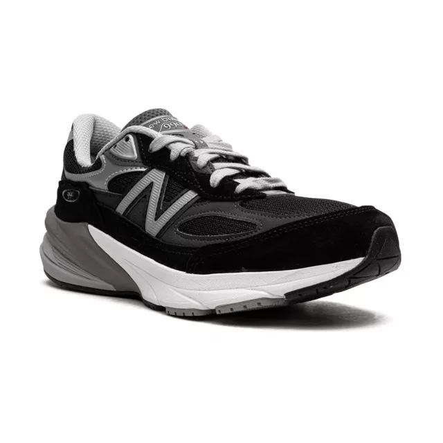 New Balance Men’s Black Suede Sneakers - Image 6