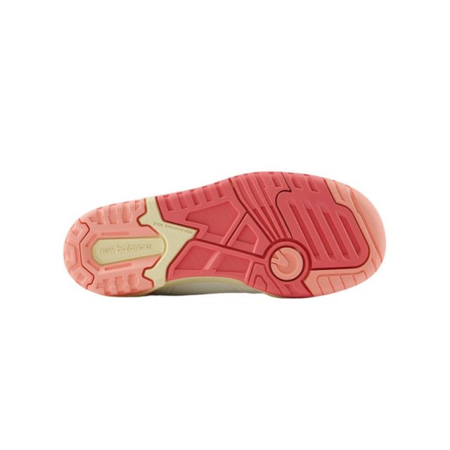 New Balance Women's Pink Sneakers - Image 6