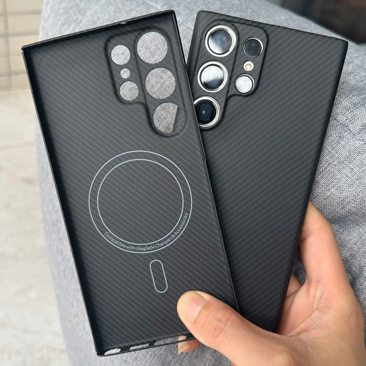 Ultra-Thin Carbon Fiber Case for Samsung Galaxy - Image 7