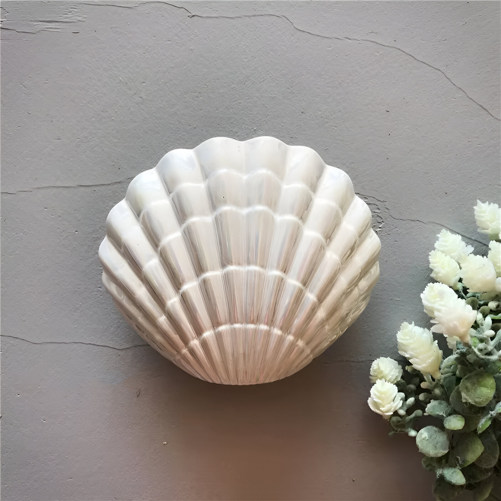 European Modern Ceramic Scallop Toothbrush Holder - Stylish Bathroom Accessory Bathroom Home & Garden https://fairsmartshop.com/european-modern-ceramic-scallop-toothbrush-holder-stylish-bathroom-accessory/