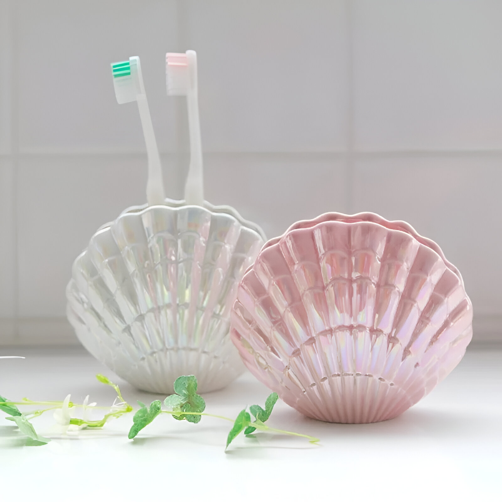 European Modern Ceramic Scallop Toothbrush Holder - Stylish Bathroom Accessory Bathroom Home & Garden https://fairsmartshop.com/european-modern-ceramic-scallop-toothbrush-holder-stylish-bathroom-accessory/