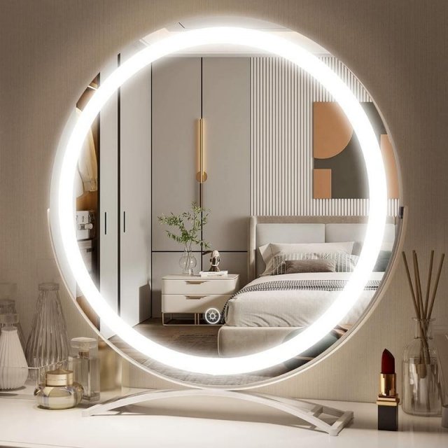 18-Inch Lighted Vanity Mirror with Smart Touch