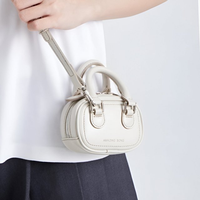 Mini Toast Leather Handbag - Image 5