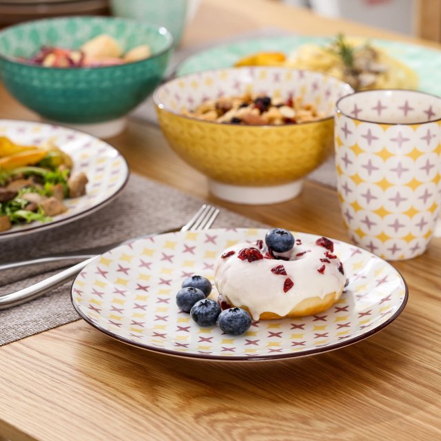 Porcelain Dinnerware Set - Image 6