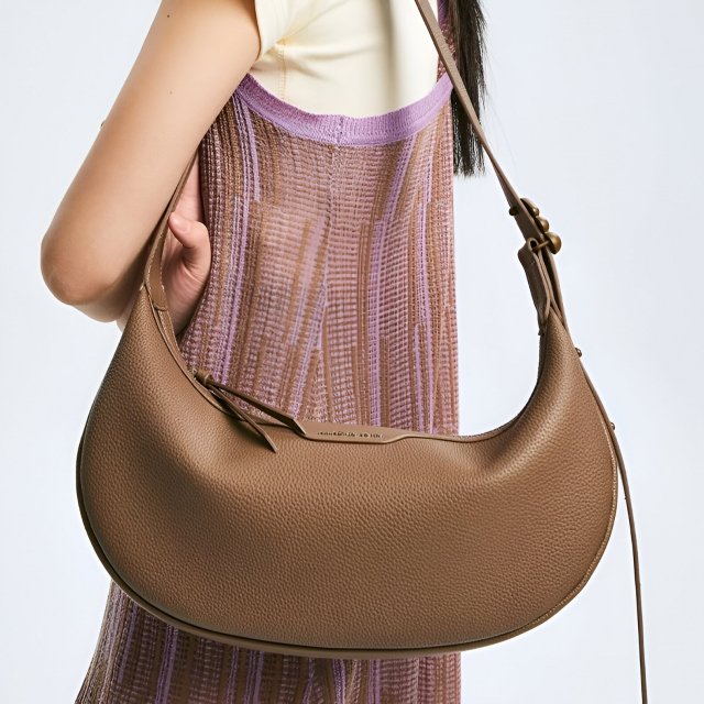 Chic Half Moon Leather Crossbody Bag - Image 4