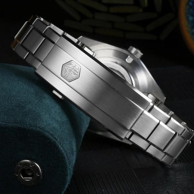 Luxury Automatic Dress Watch with Enamel Dial and Mechanical Movement - Image 5