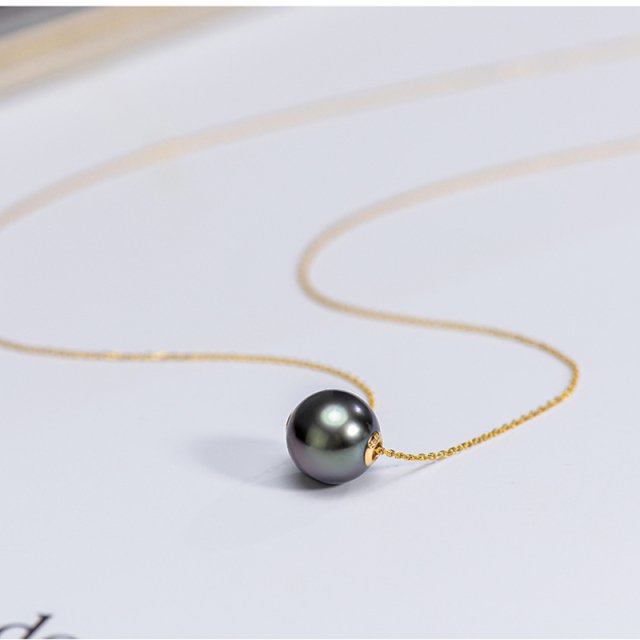 18K Gold Tahitian Black Pearl Pendant Necklace for Women - Image 5