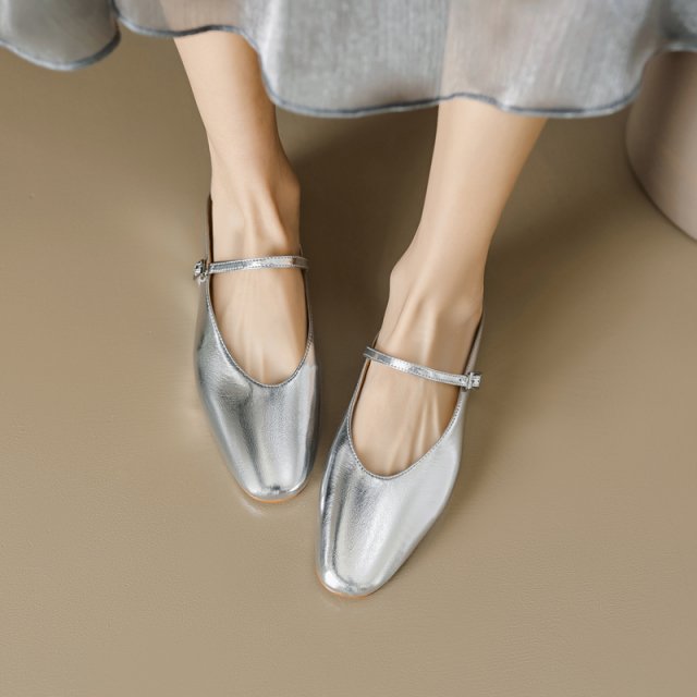Women's Genuine Leather Flat Mules - Image 3