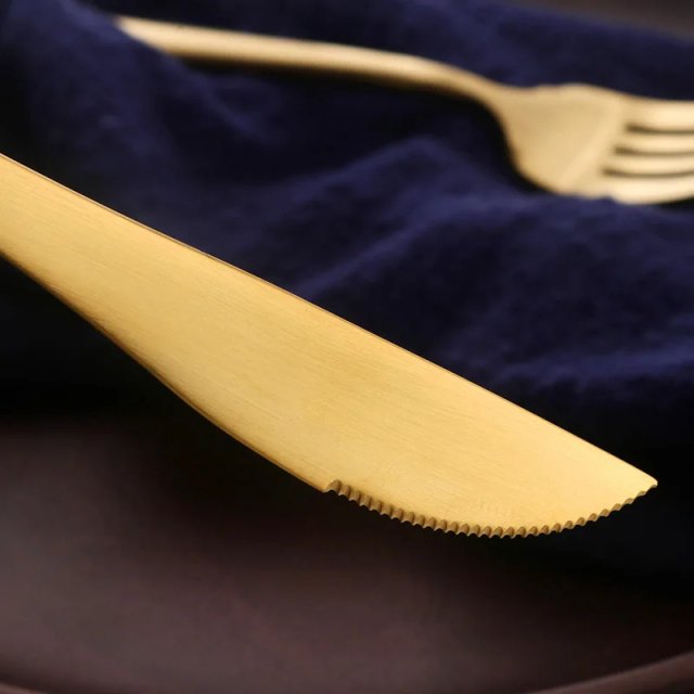 Elegant Stainless Steel Flatware Set - Image 4