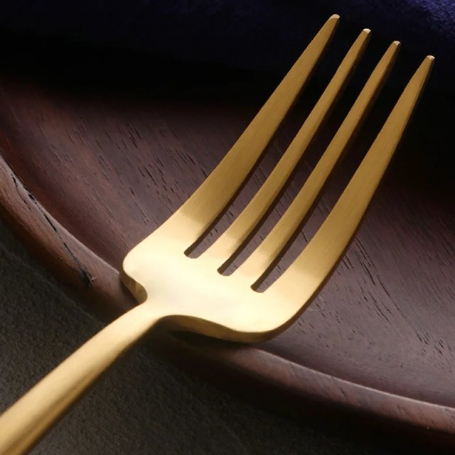 Elegant Stainless Steel Flatware Set - Image 5