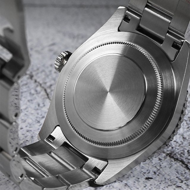 Luxury GMT Automatic Diving Watch with Ceramic Bezel & Sapphire Glass - Image 5