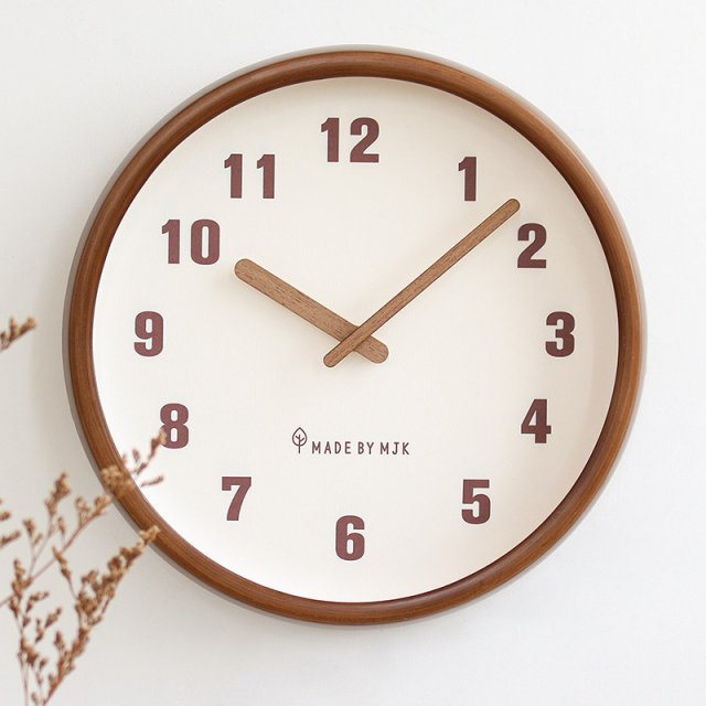 Modern Retro Solid Wood Wall Clock – Silent Quartz Hanging Clock Decor - Image 3