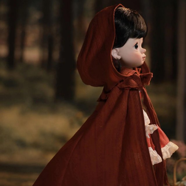 Gogo 1/6 BJD Doll with Big Head & Dimples - Image 3