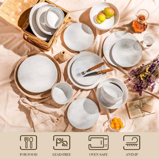 Elegant White Stoneware Dinnerware Set – 16-Piece Square Leaf Pattern - Image 5