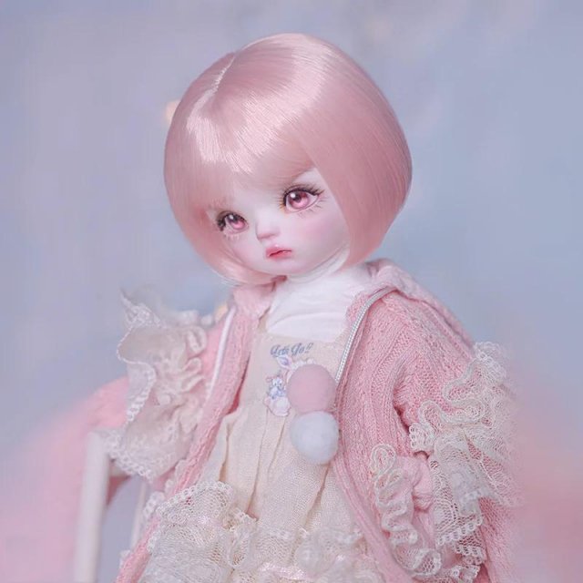 1/6 BJD Sapphire Doll – Winter Style Mini Resin Doll with Articulated Body - Image 4