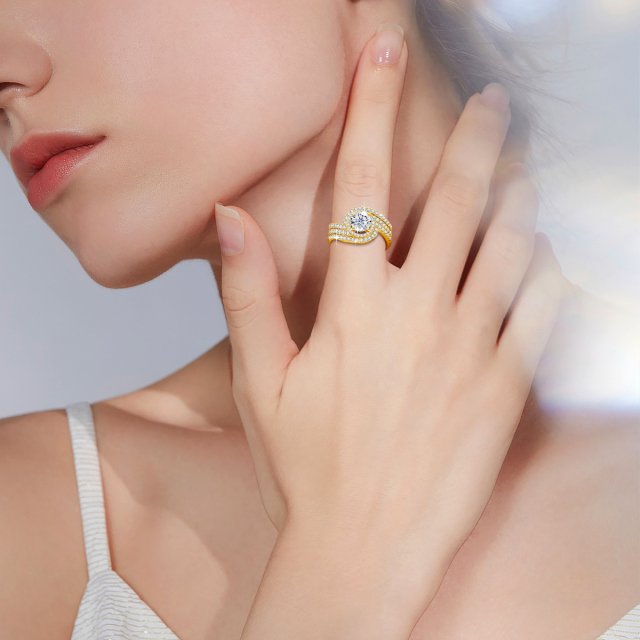 Elegant 2PCS Moissanite Engagement Ring Set - Image 3