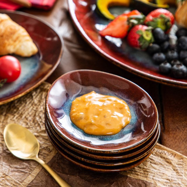 Starry Red 11-Piece Ceramic Dinnerware Set - Image 4
