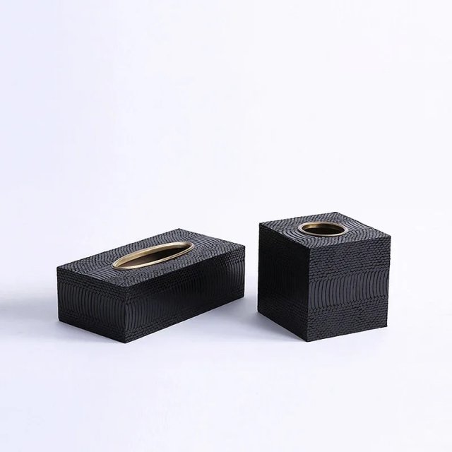 Modern European Leather Tissue Box - Image 2