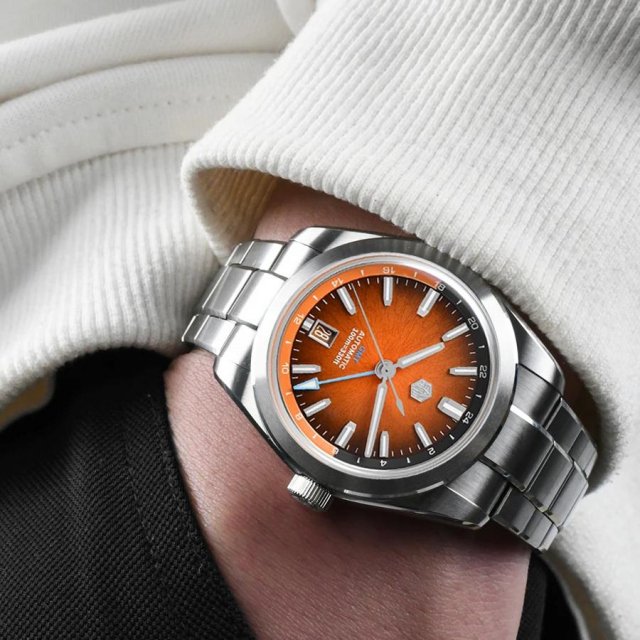39mm Automatic GMT Watch with Enamel Dial and Sapphire Crystal Glass - Image 7