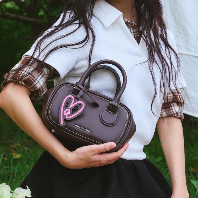 Microfiber Leather Bowling Handbag with Synthetic Leather Lining - Image 3