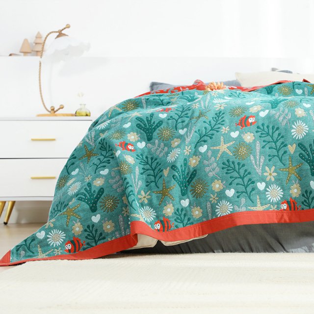 Pure Cotton Gauze Blanket with Sea World Pattern - Image 4