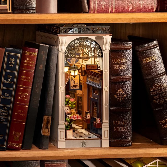 Arcade Romance Book Nook DIY Wooden Shelf Insert with Lights - Image 2