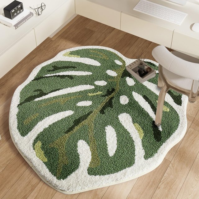 Monstera Leaf Rug - Image 3
