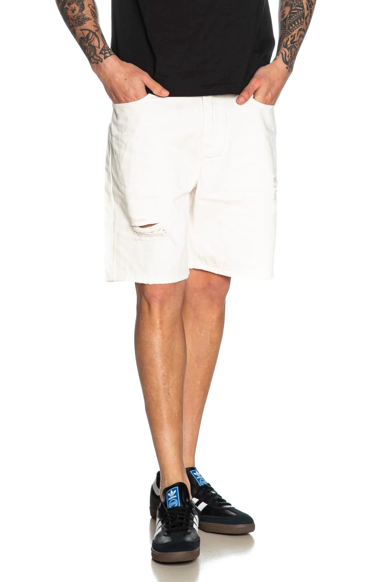147303-6185a8.webp