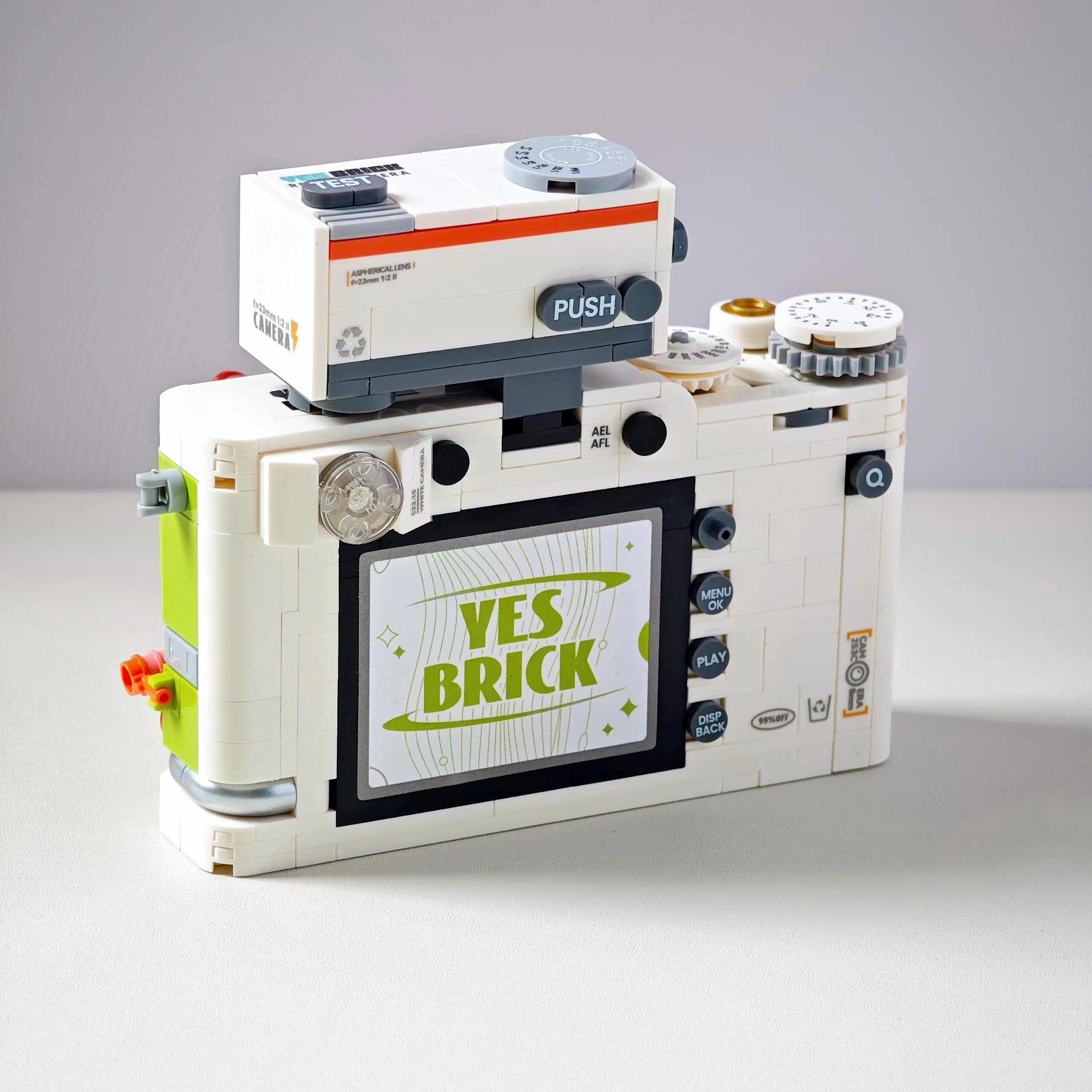 Retro Camera DIY Mini Brick Set - Image 7