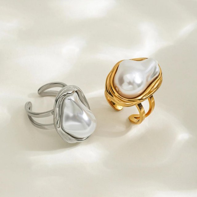 Elegant Baroque Pearl Open Ring with 18K Gold Plating for Women