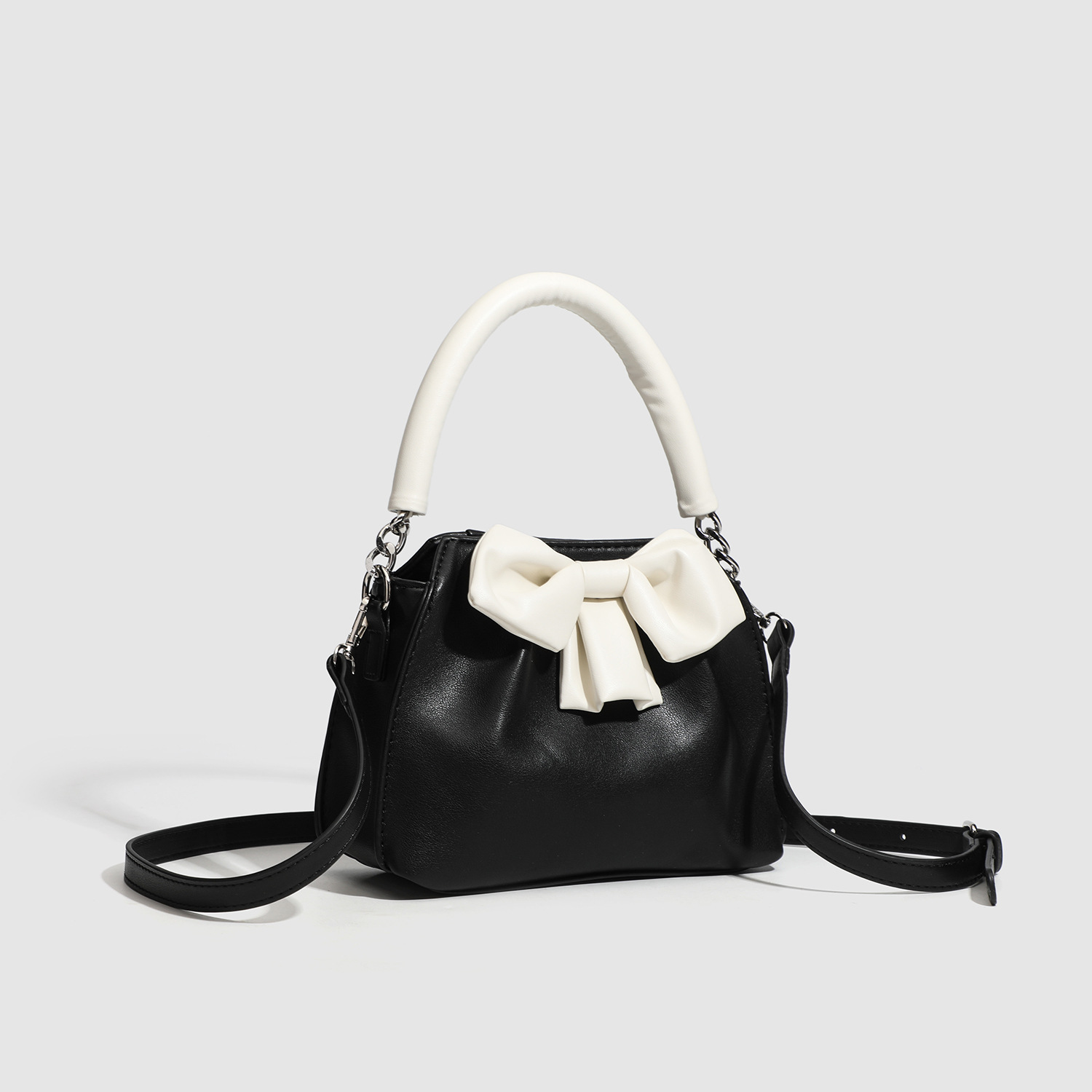 Elegant Striped Bow Tote Bag 4