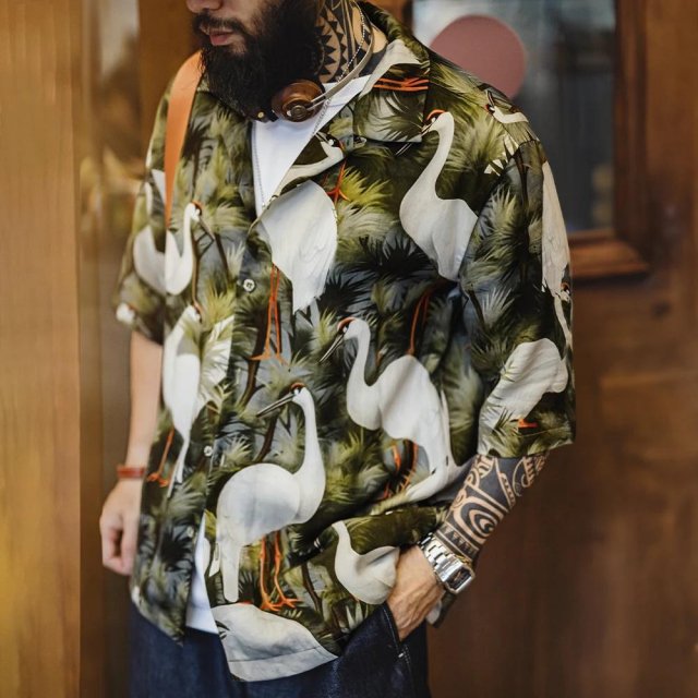 Men’s Retro Crane Print Cuban Collar Shirt