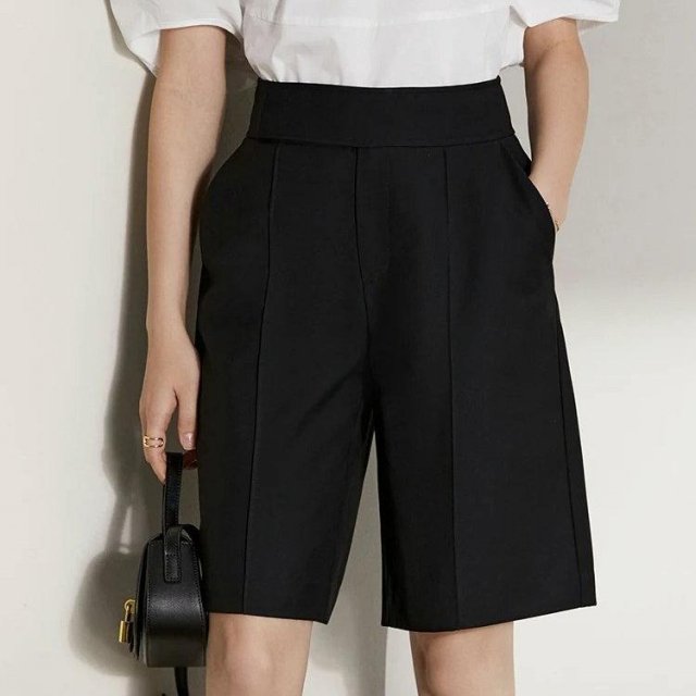 Elegant Office Knee-Length Shorts for Women