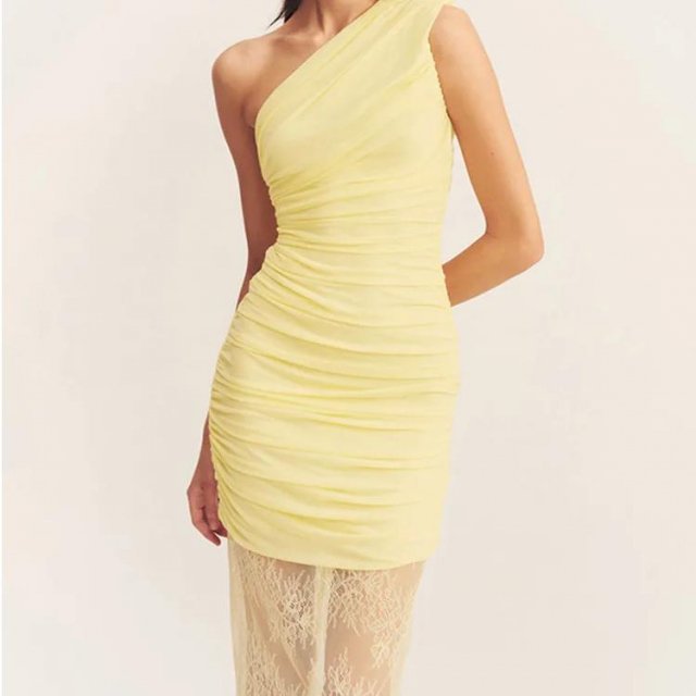 Incline Shoulder Lace Maxi Dress