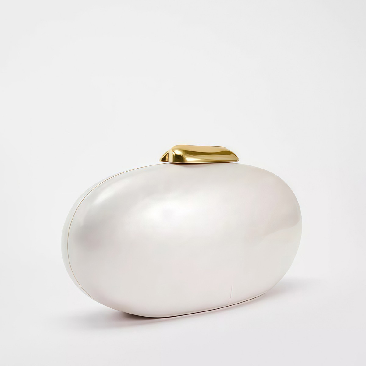 Elegant Ivory Pearl Egg Shape Acrylic Clutch Bag for Weddings & Evening Parties 3