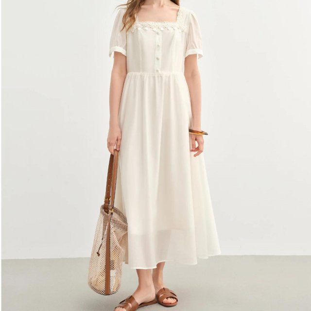 Summer Lace Midi Dress with Square Neck